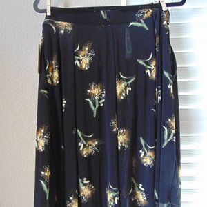 LuLaRoe Black Floral Flowy Skirt Size XL NWT